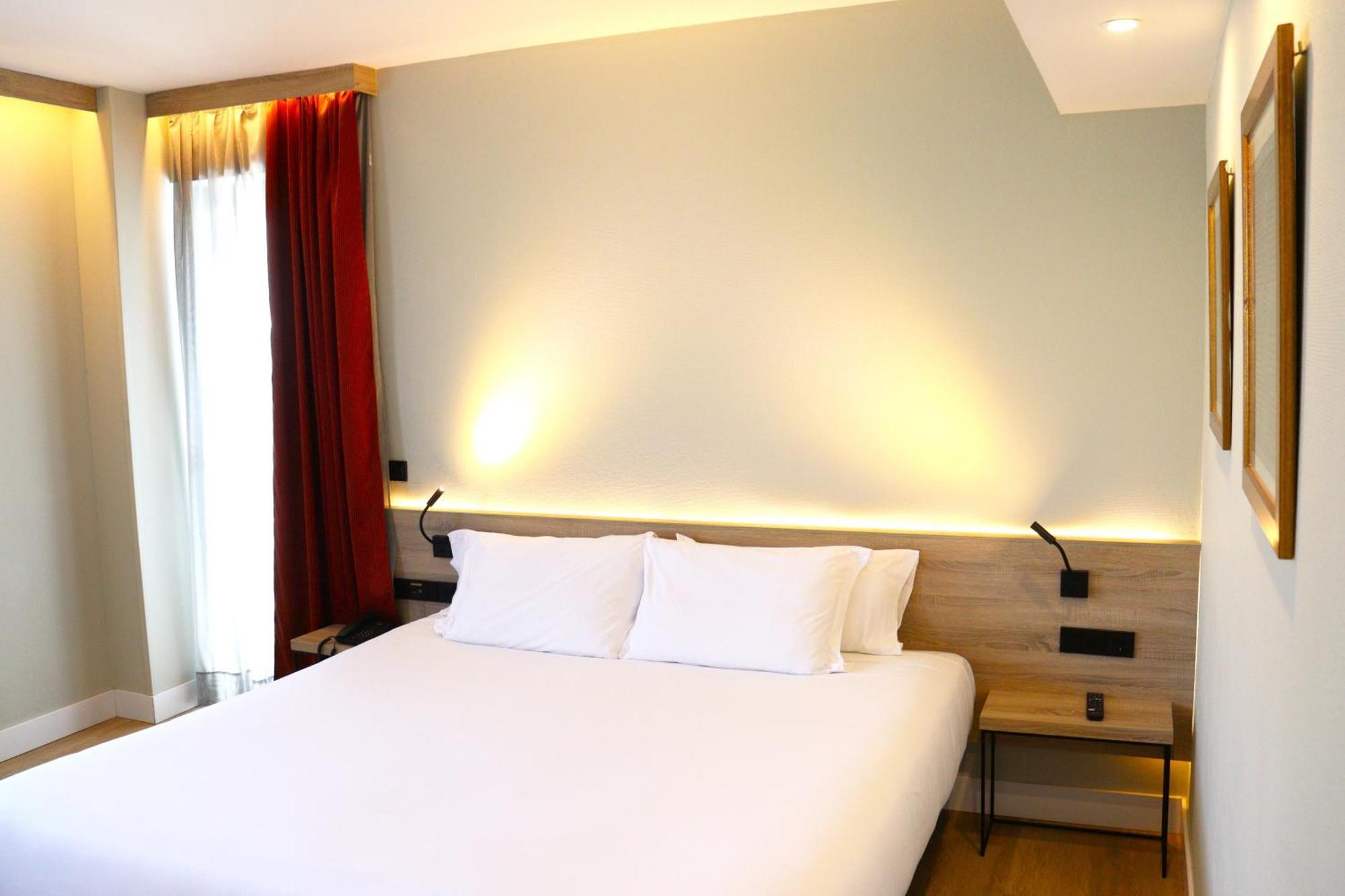 ยูโรโฮเต็ล ไดอะโกนัล ปอร์ต Hotel บาร์เซโลนา ภายนอก รูปภาพ