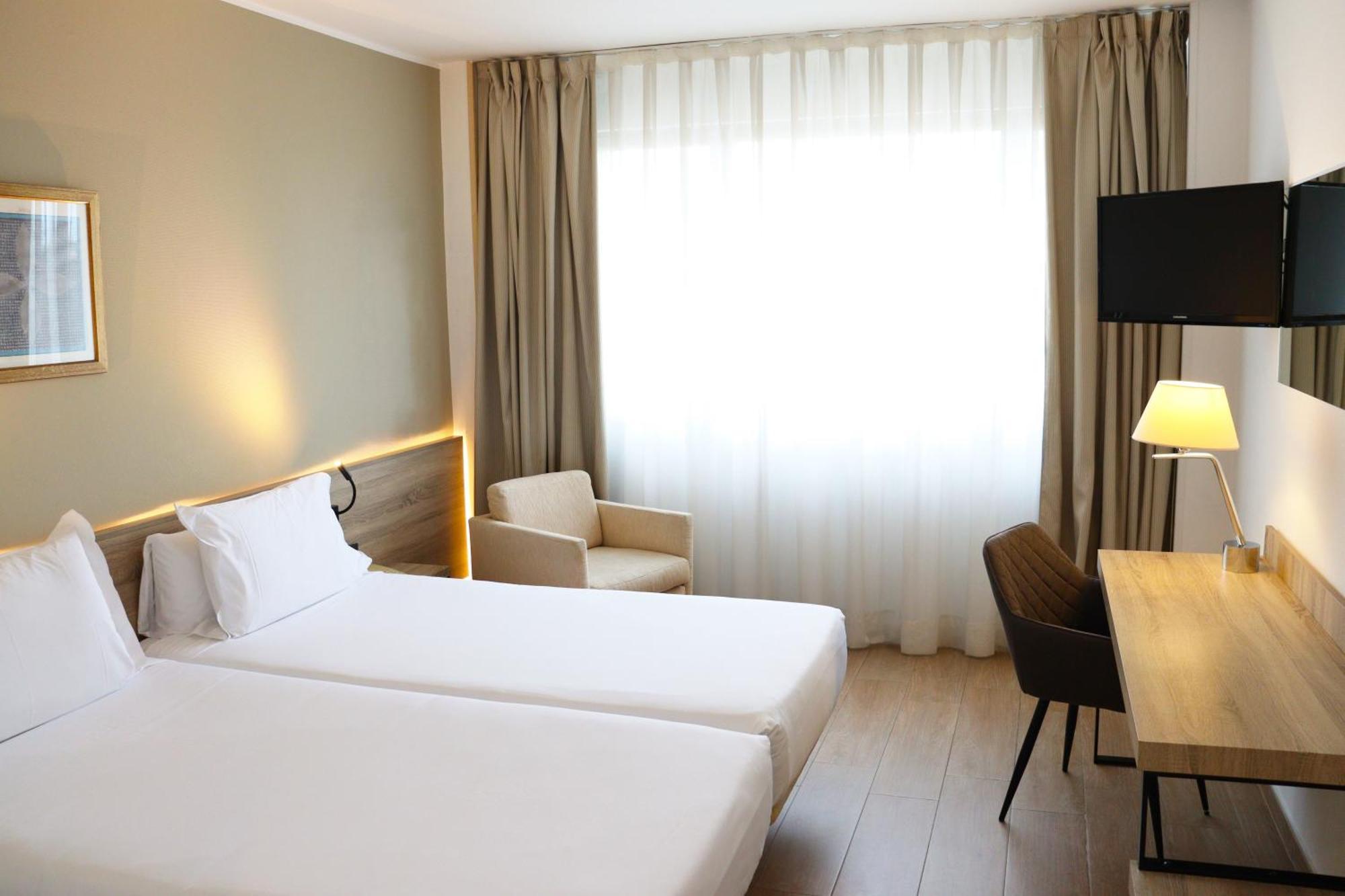 ยูโรโฮเต็ล ไดอะโกนัล ปอร์ต Hotel บาร์เซโลนา ภายนอก รูปภาพ